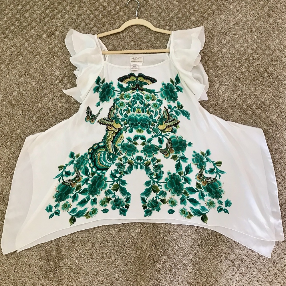 Max Studio Speciality White and Green Tunic Small